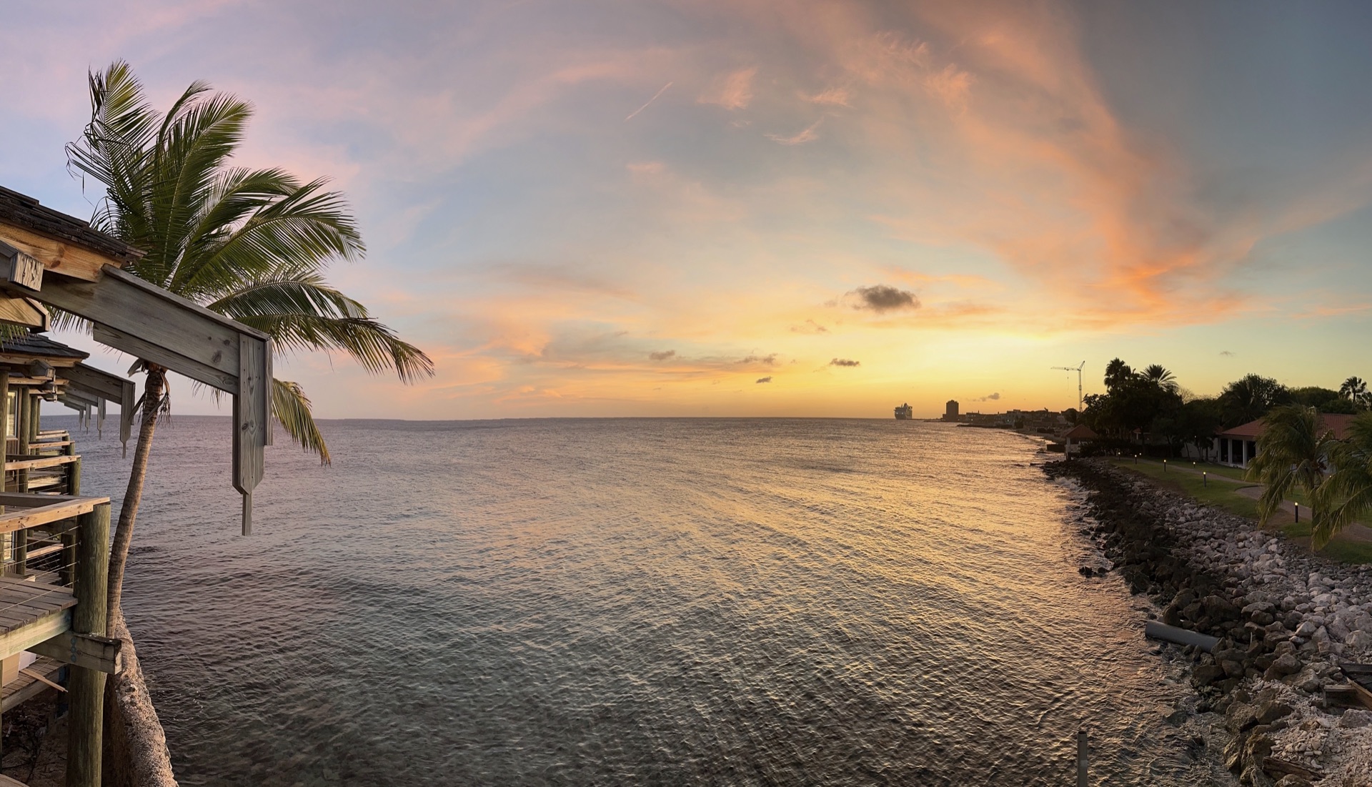 Golden hour on the Curaçao coast
